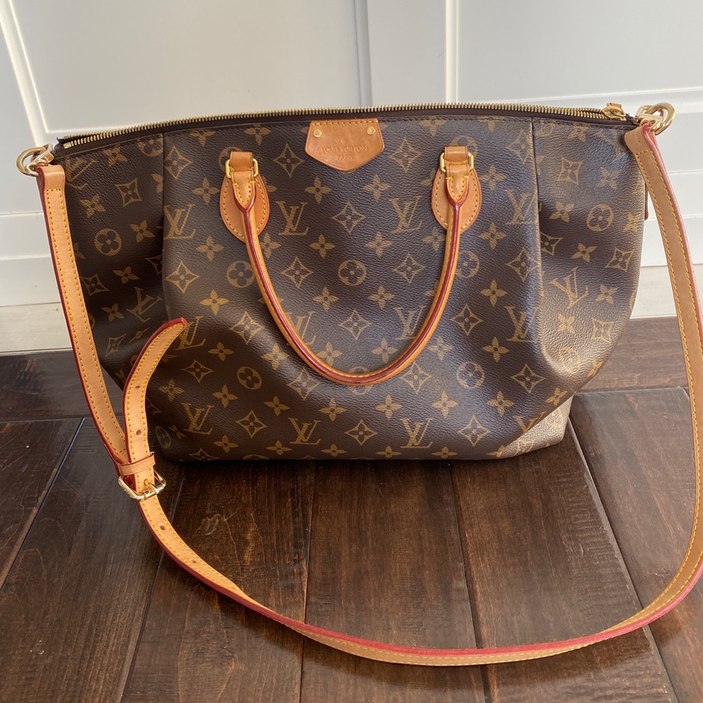 1️⃣0️⃣0️⃣0️⃣Louis Vuitton Turenne GM